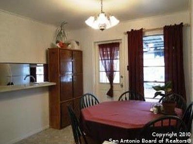 3rd image of 4819 Wordsworth St