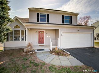 81 Old Stratfield Road, Fairfield, CT