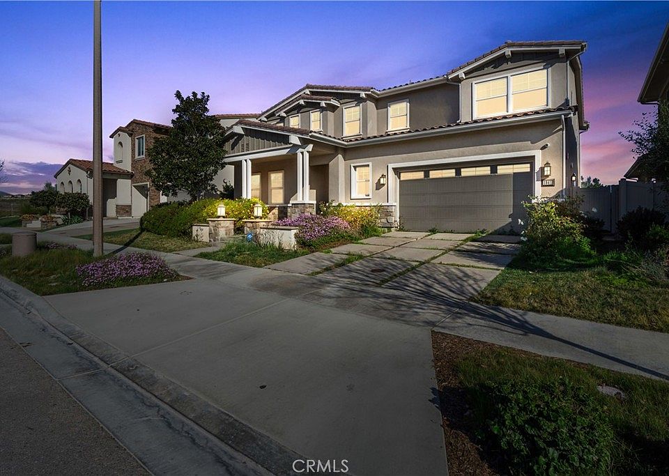 1st image of 1841 Paterna Dr