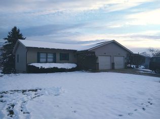 6698 Pleasantview St NE, Rockford, MI 49341