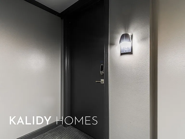 5900 Mosteller Driveunit 164founders Ter — Photo 59