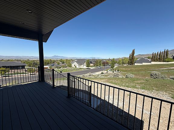 4th image of 1664 Aspen Dr