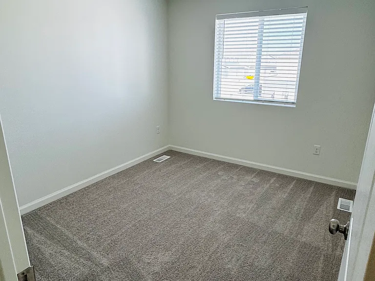 262 Harker Creek St — Photo 3