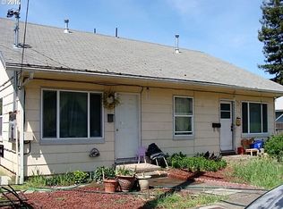 1708 SE Jackson St, Roseburg, OR 97470