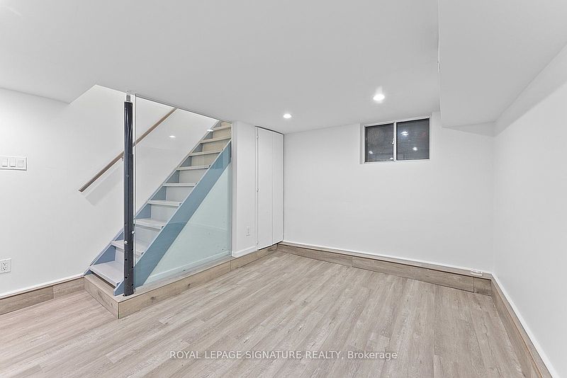 Toronto Townhouse for rent - 2 Bedrooms — photo 7