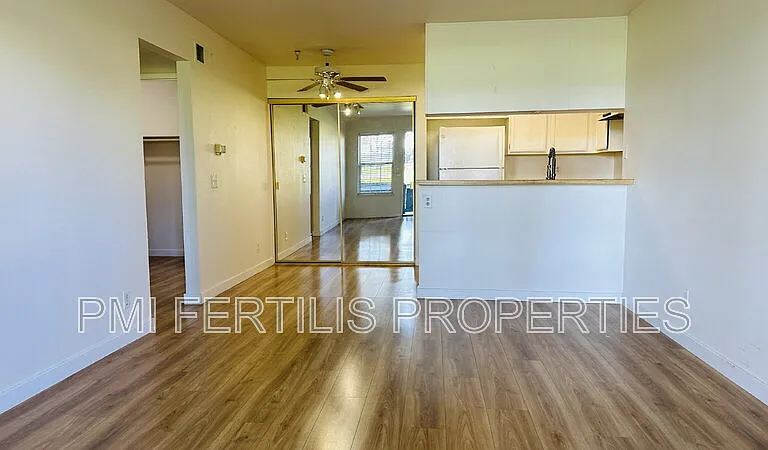 18242 Parkview Ln #106 — Photo 5