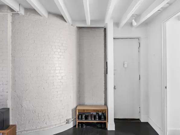 134 Baltic Street image 7 of 12