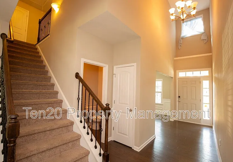 2510 Ridgewood Way — Photo 26