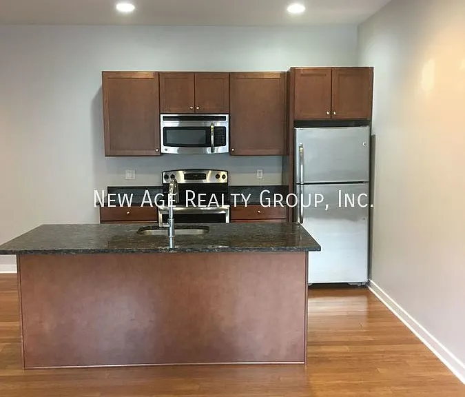 3862-68 Lancaster Ave #406 — Photo 4