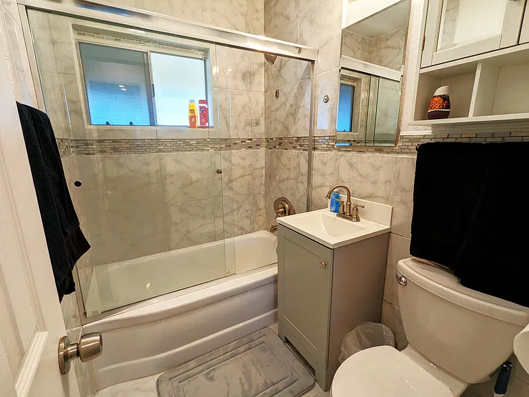 4220 Clairemont Dr #2 — Photo 25