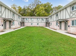 2201-2219-2221 Woodson Rd #2B-1BA-800SQFT, Saint Louis, MO 63114