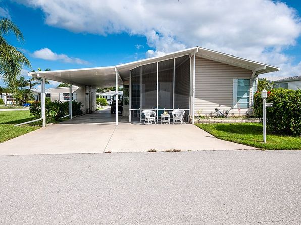 213 Robelina Palm Ln