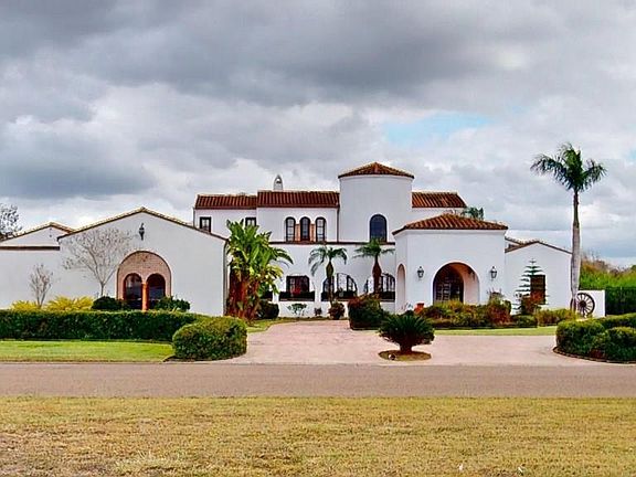 4th image of 203 Resaca Bnd