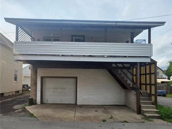 416 1/2 Highland Ave, Kittanning, PA 16201