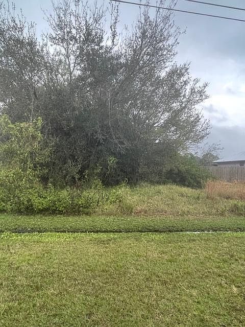 Home For Sale In Port Saint Lucie