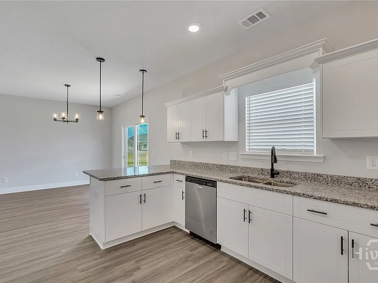 336 Crosswinds Dr — Photo 12
