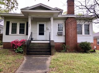 1615 Walker Ave, Greensboro, NC 27403