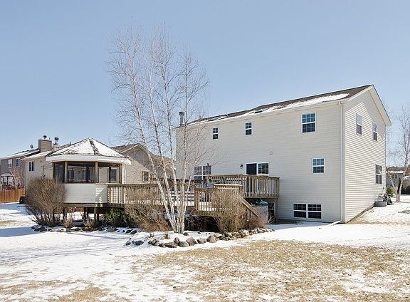 2nd image of 724 Robert Dr