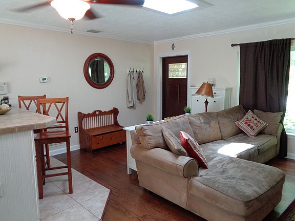 2nd image of 4211 Shorecrest Dr