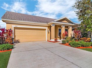 6311 Hawk Grove Ct, Zephyrhills, FL 33545