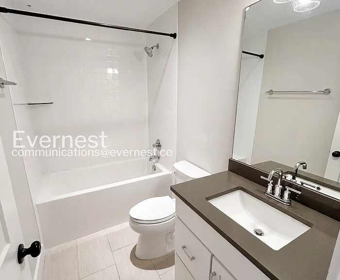 2146 Burns St — Photo 17