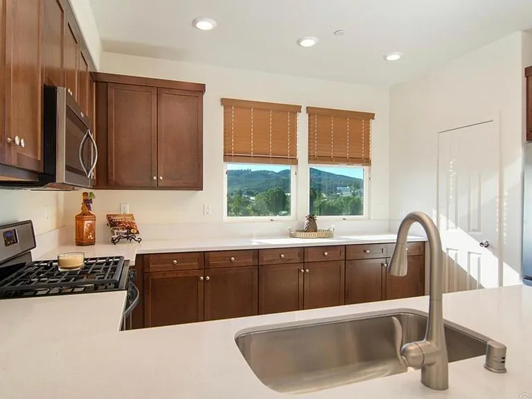 415 E Mission Villas Rd — Photo 12