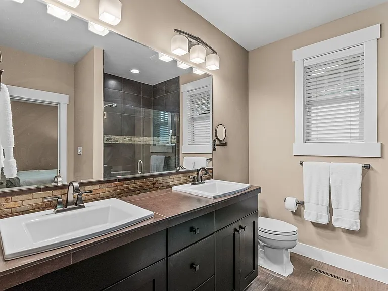 2333 NW Lolo Dr — Photo 17