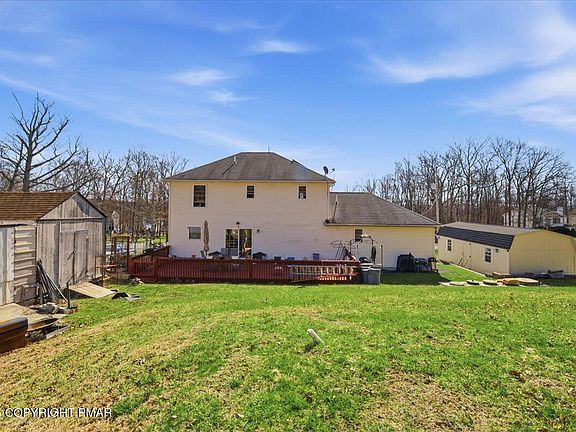 3rd image of 4373 Pine Ridge Dr E