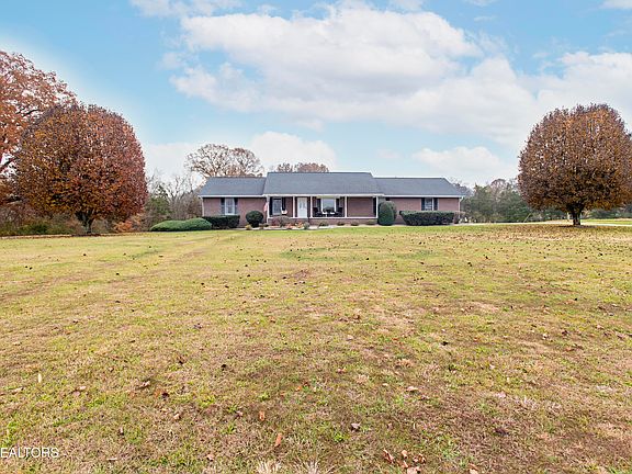 3rd image of 5518 W Beaver Creek Dr