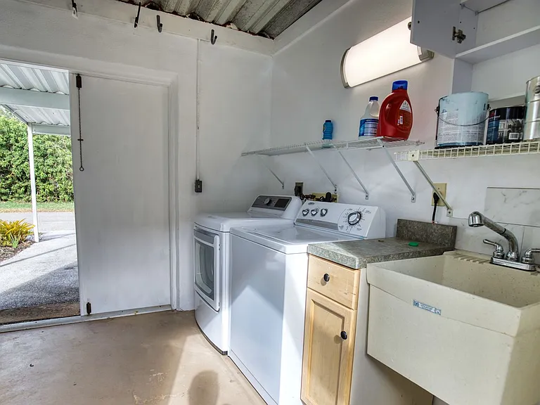 208 Cerromar Way S #26 — Photo 40