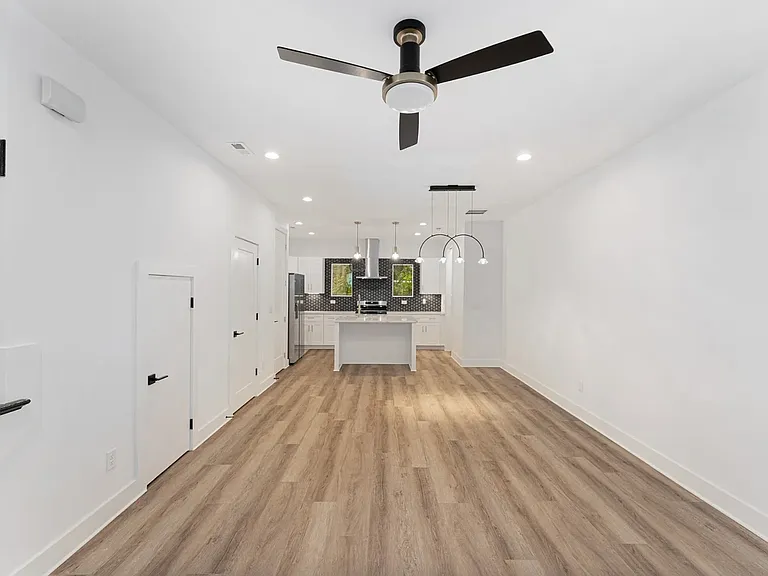 805 Cherokee Ave #5 — Photo 23