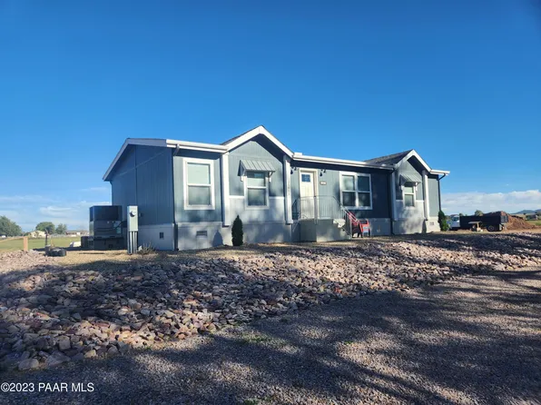 25899 N Champagne Ln, Paulden, AZ 86334