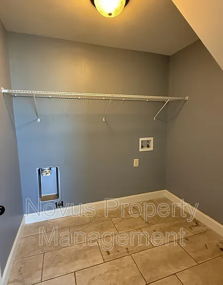338 Brookstone Dr — Photo 32