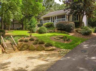 1370 Old Furnace Rd, Boiling Springs, SC 29316