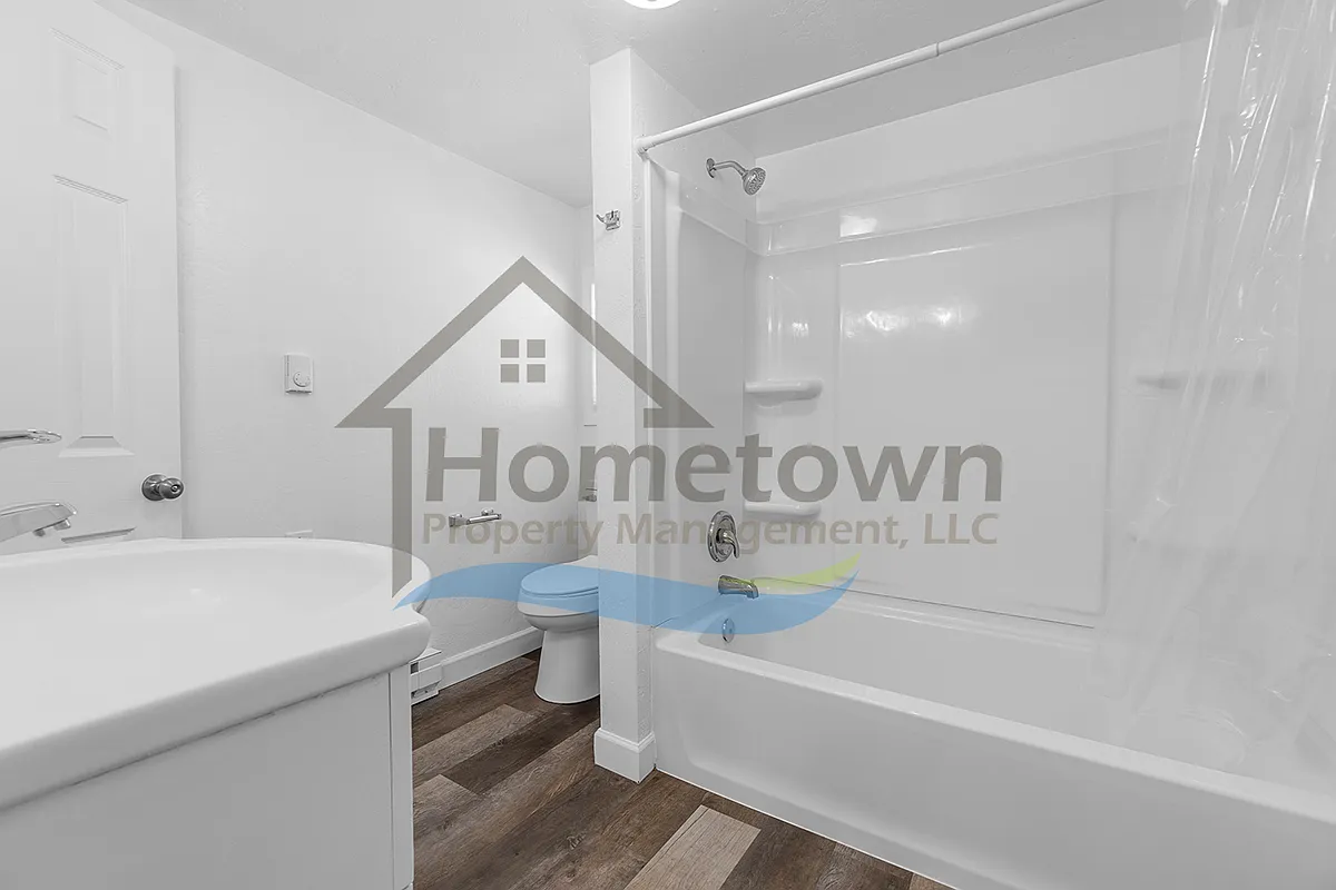 Building Photo - 510 E Wallace Ave #405.5
