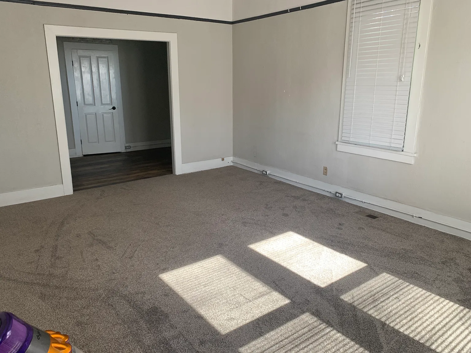 1 bed, 716 sqft, $1,250 — Photo 2