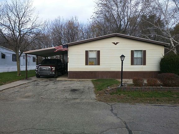 2nd image of 1391 Meadow Park Dr
