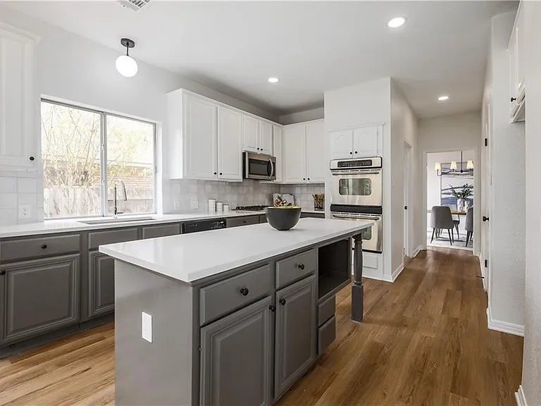 1831 Chino Valley Trl — Photo 10