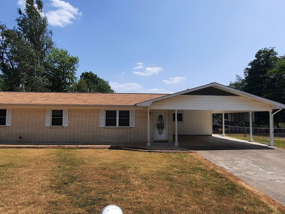 1st image of 307 Blake Dr