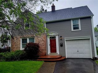 132 Edgemont Rd, Rochester, NY 14620