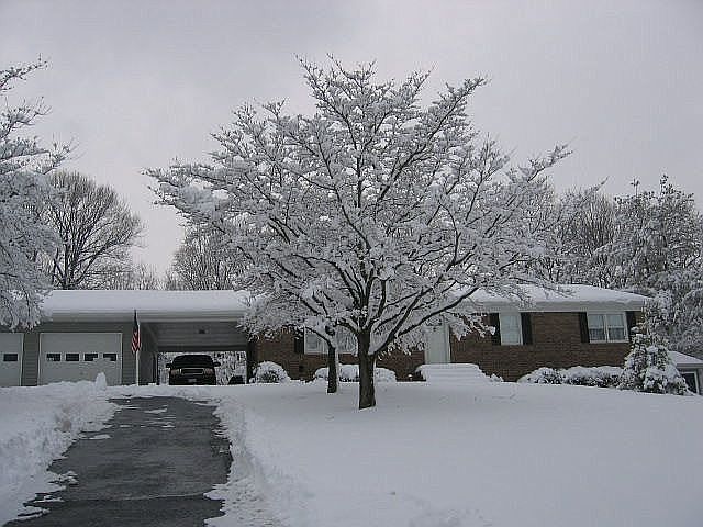 1st image of 4580 Akers Ln
