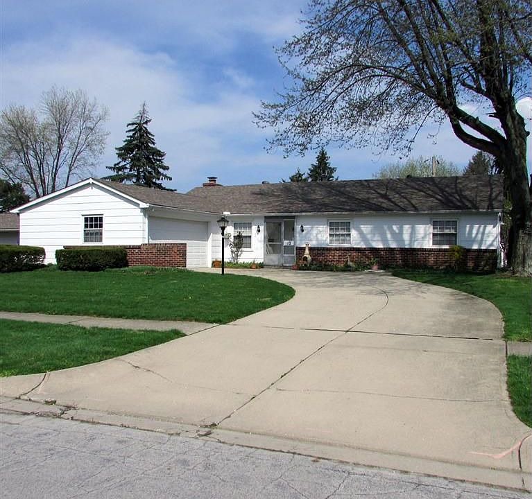 1st image of 12 Sunderland Dr