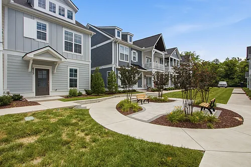 413 Drakes Way #1 Photo 1