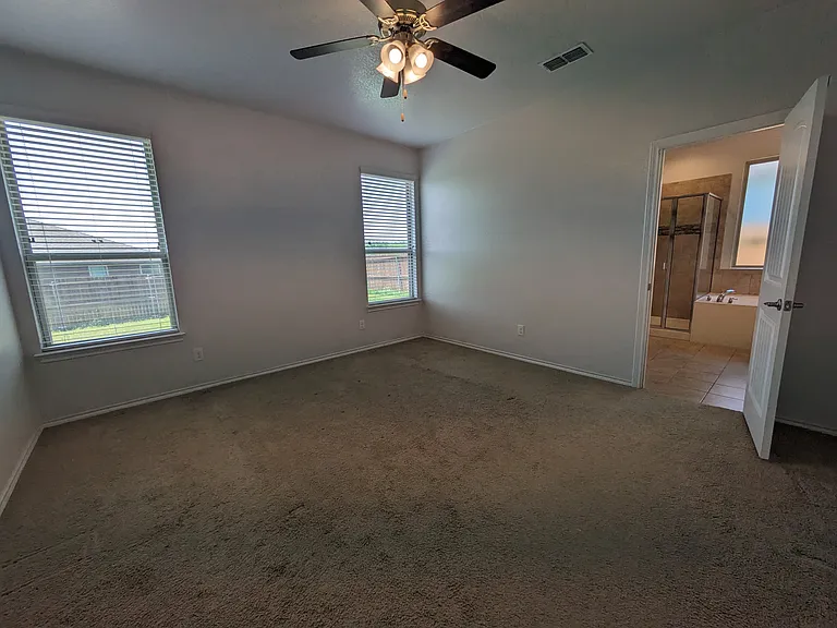 1108 Bowlus Dr — Photo 9