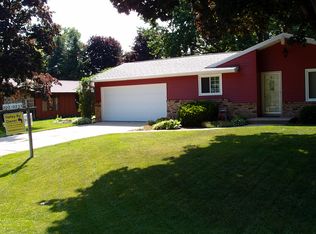 1537 George St, Appleton, WI 54915