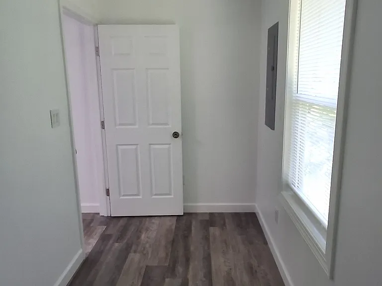 2123 Highland Rd — Photo 15