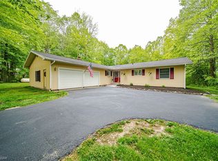9957 High Country Dr, Chardon, OH 44024