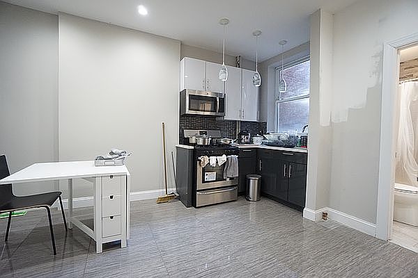 1st image of 2533 Church Ave APT 4