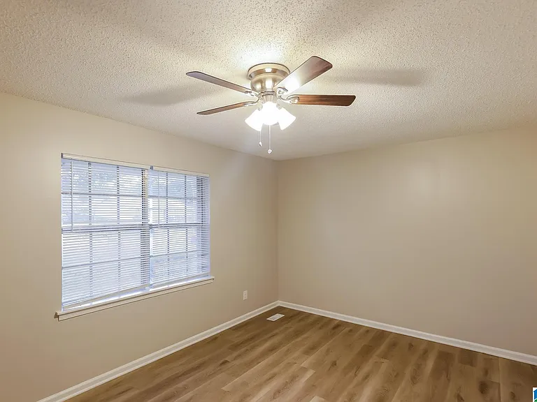 3033 Carleton Rd — Photo 3