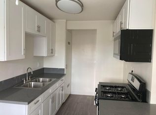 1431 Nisson Rd #8, Tustin, CA 92780